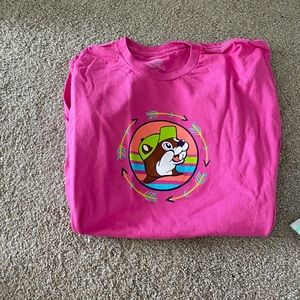 NWOT BUC-EES T SHIRT